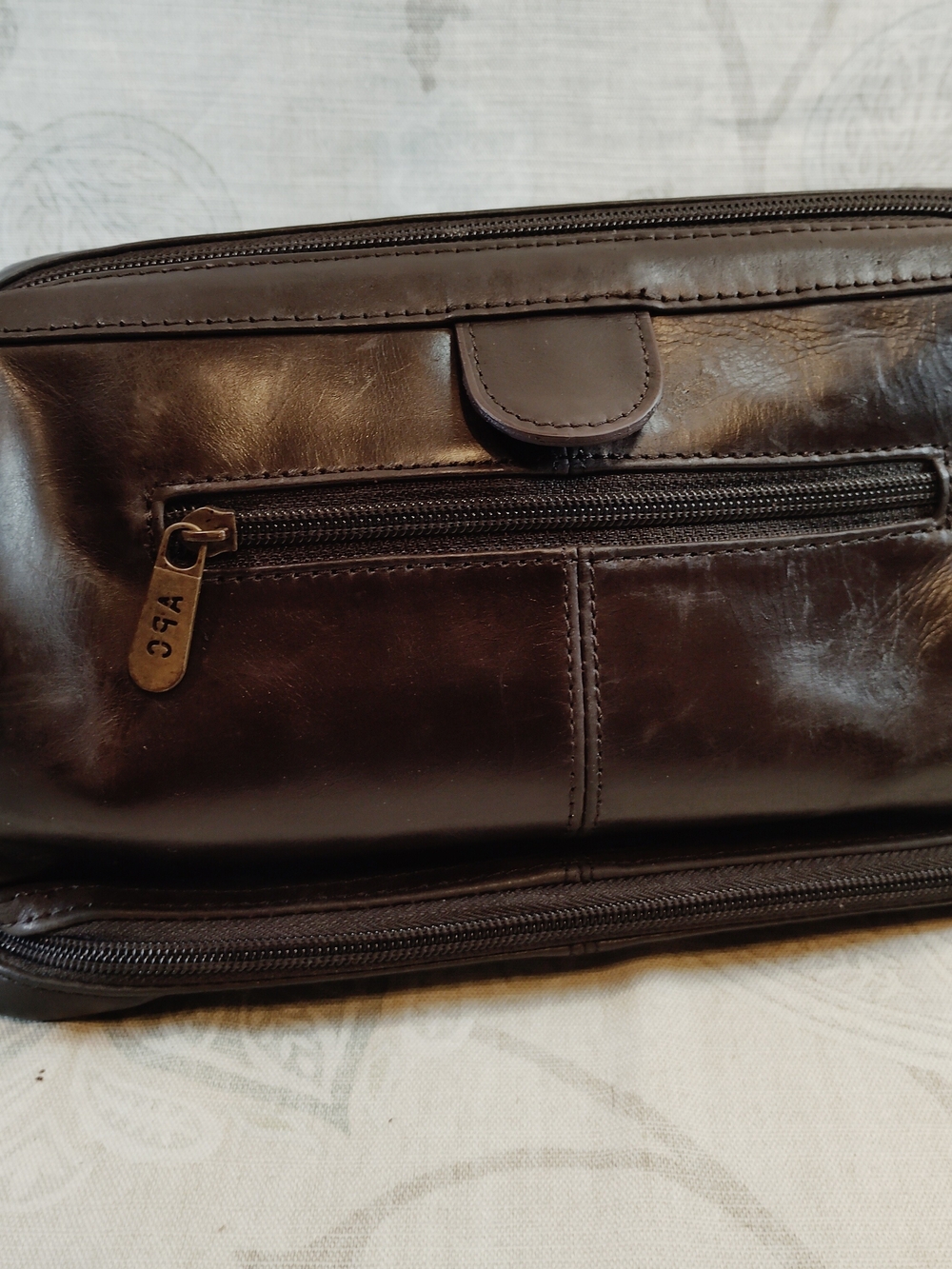 Amerileather Classic Brown Leather Men’s Toiletry/Travel Bag -